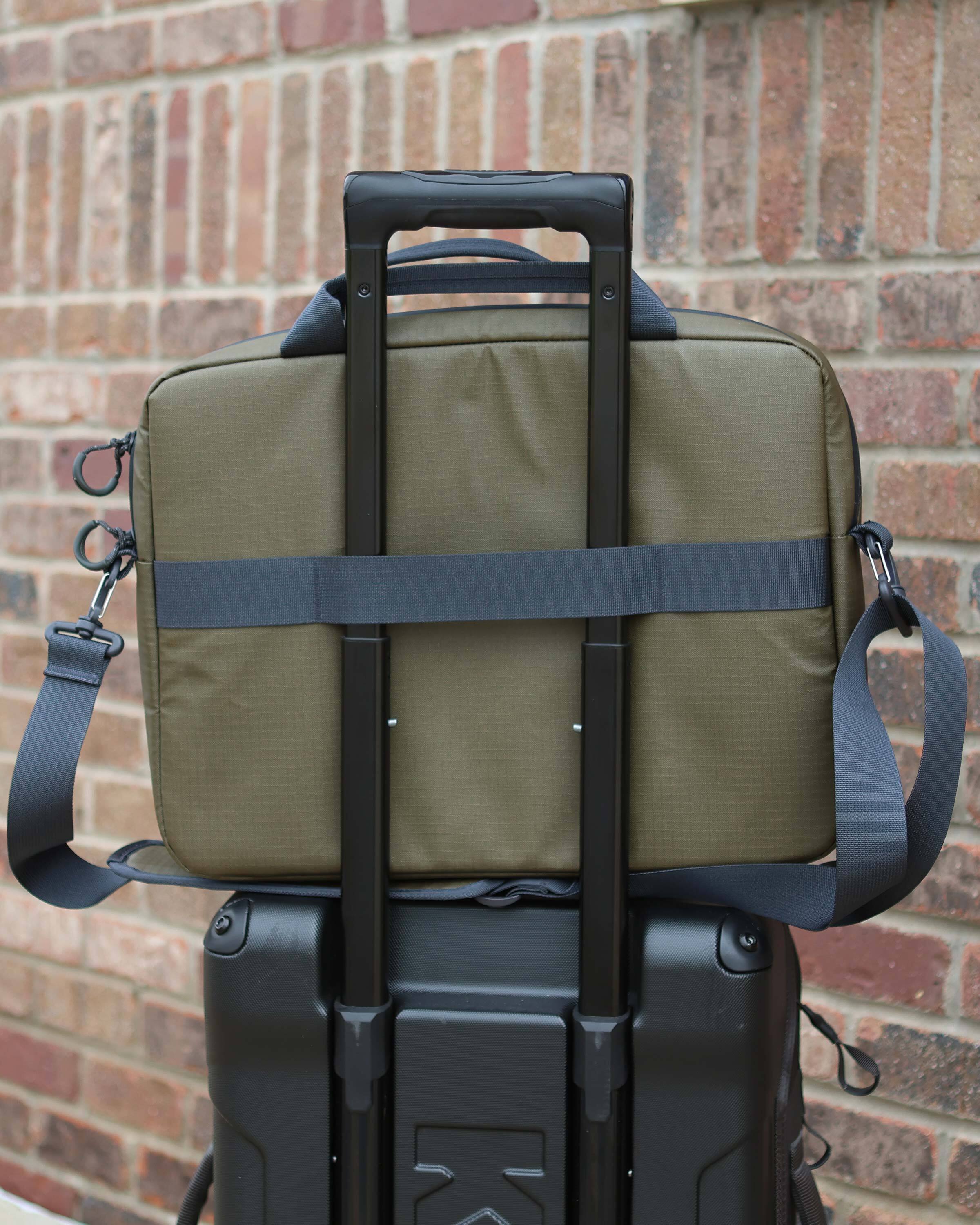 Waypoint Messenger Bag | Stone - Image 10