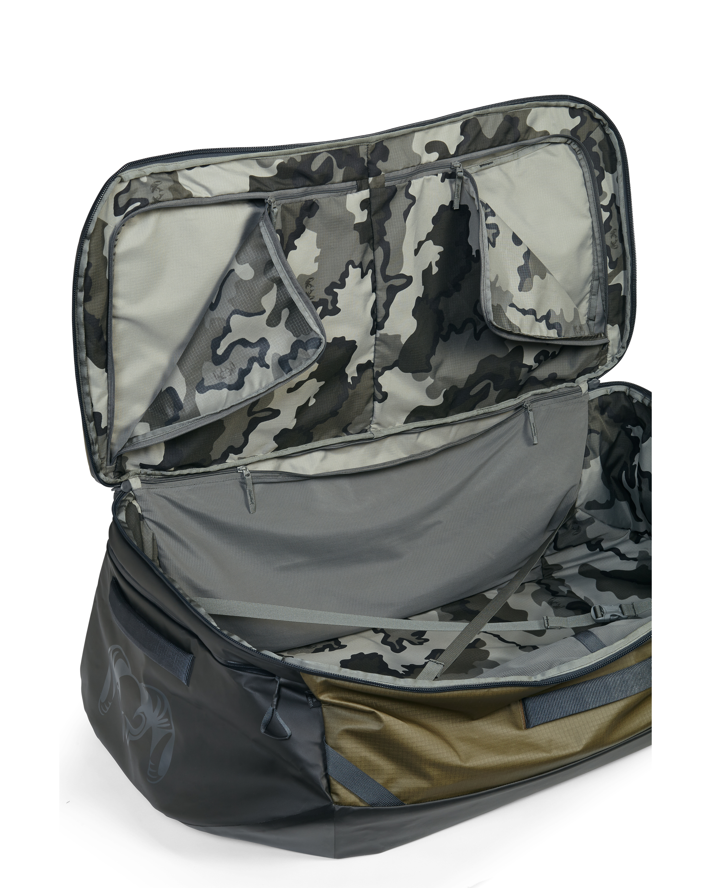 Waypoint 10400 Duffel | Stone - Image 8