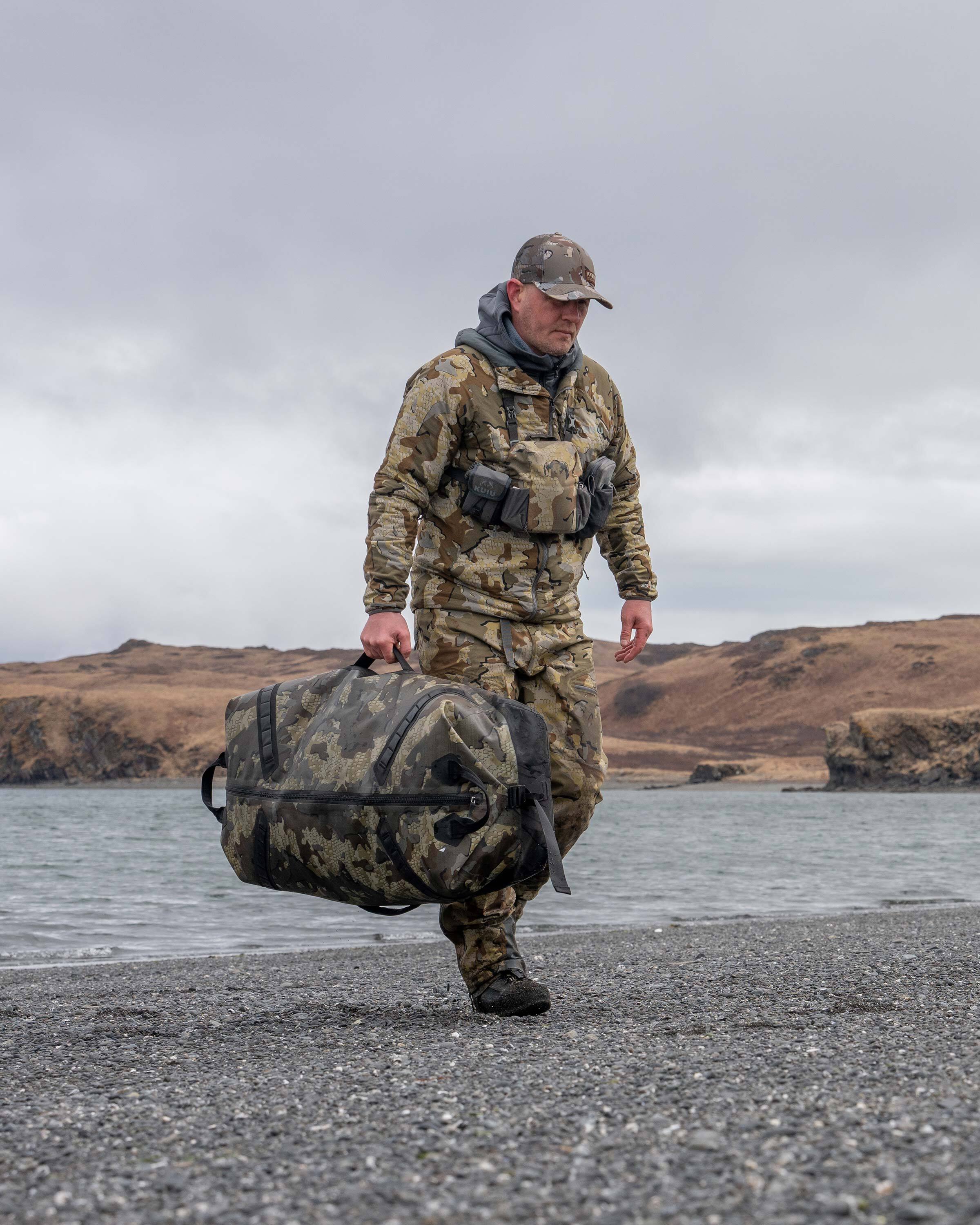 Kodiak 3000 Submersible Duffel | Coyote Brown - Image 13