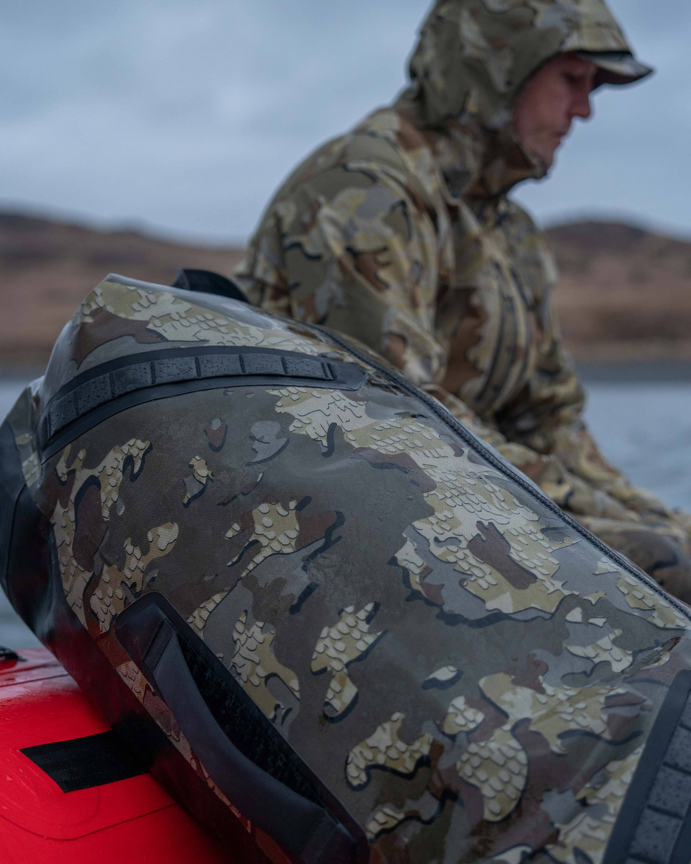 Kodiak 3000 Submersible Duffel | Vias - Image 12