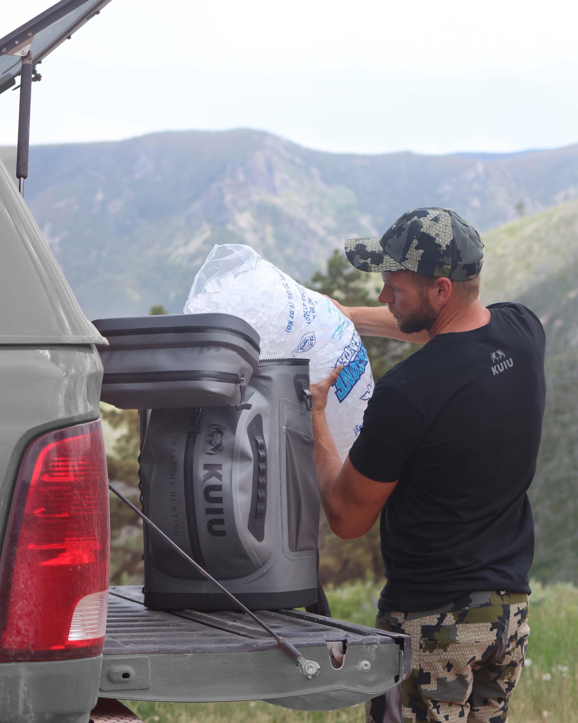 Kodiak 2000 Cooler Backpack | Stone - Image 6