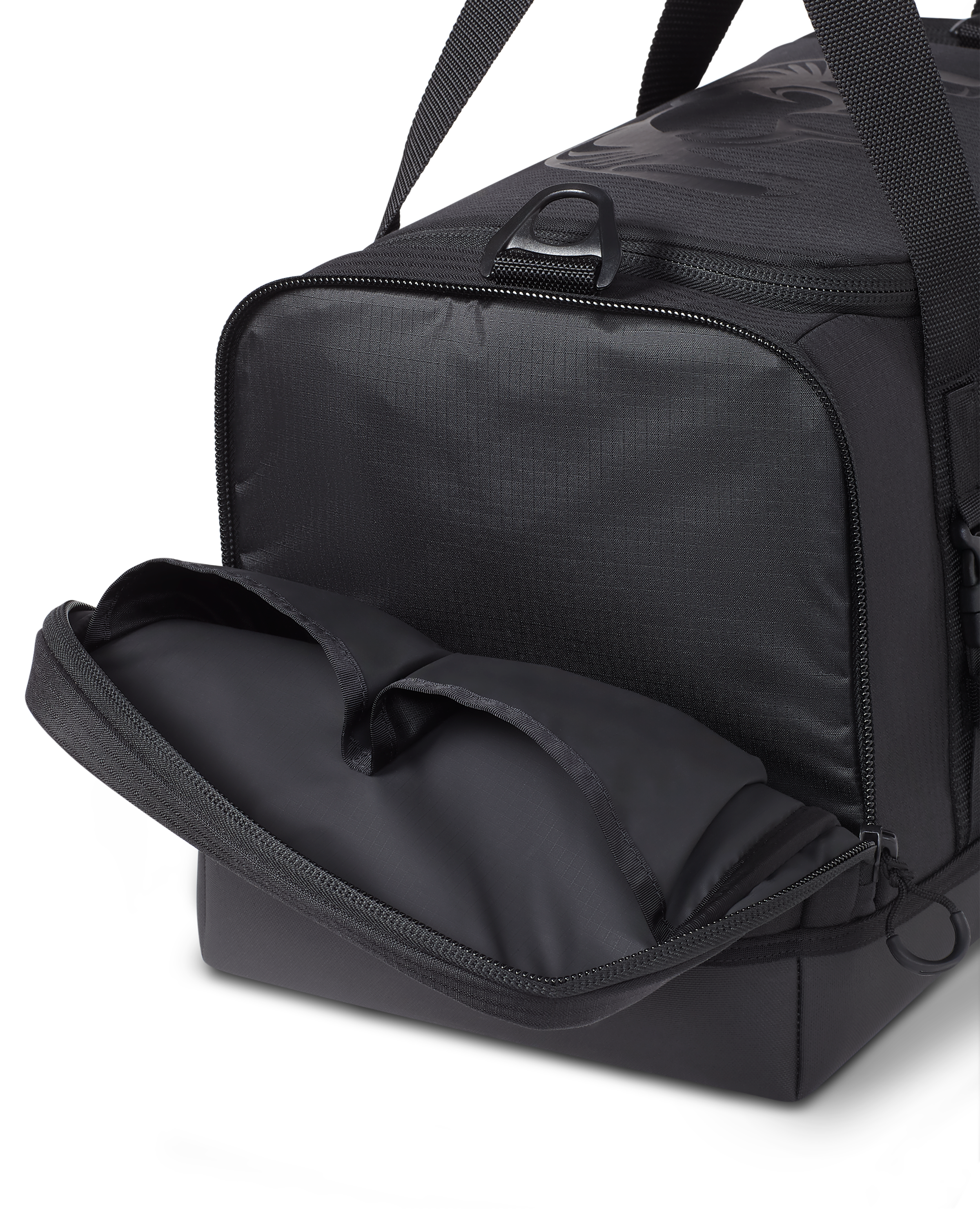 Inner Circle Distance Duffel | Black - Image 4