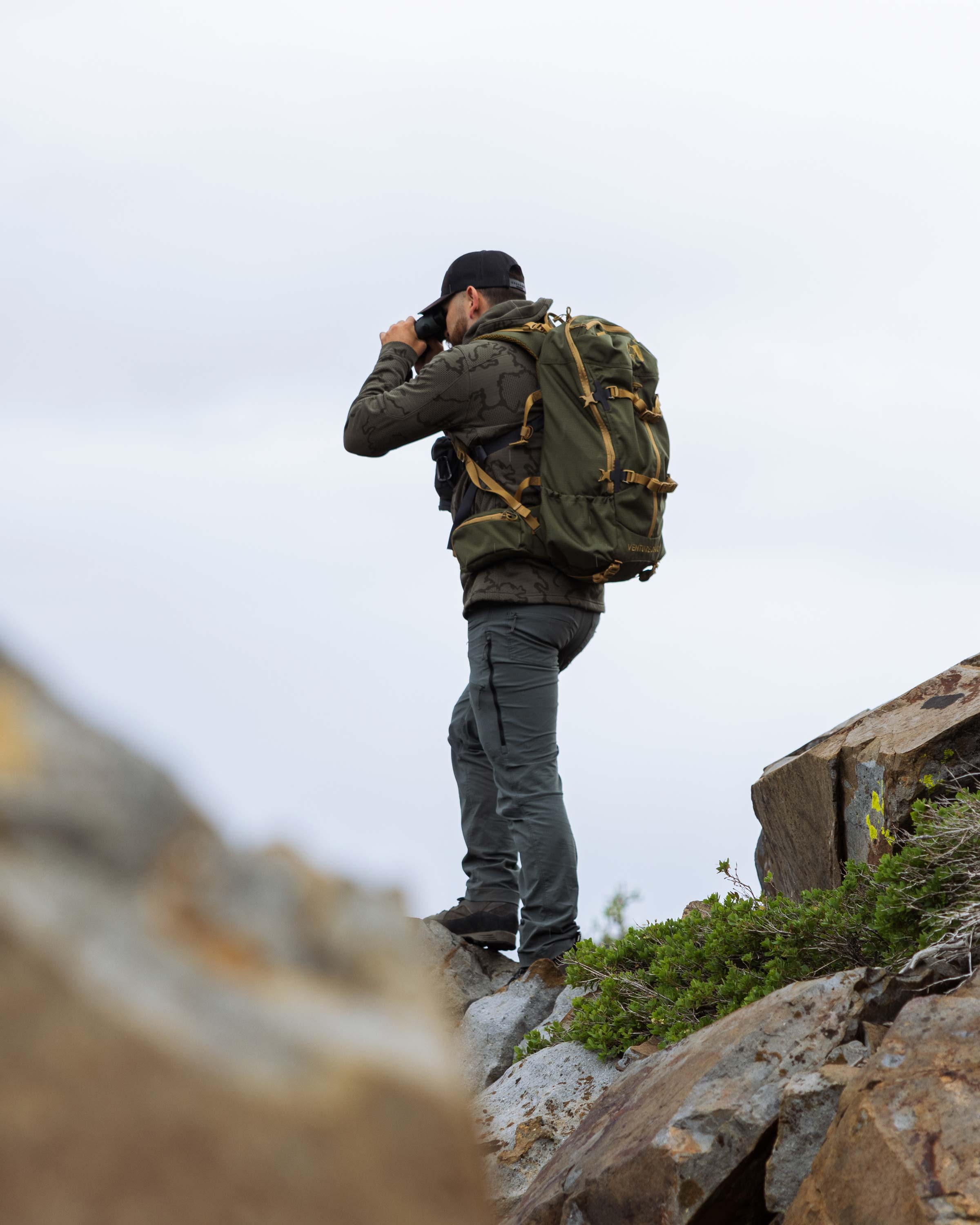 Ridgepoint Fleece Hoodie | Black Tonal - Image 9