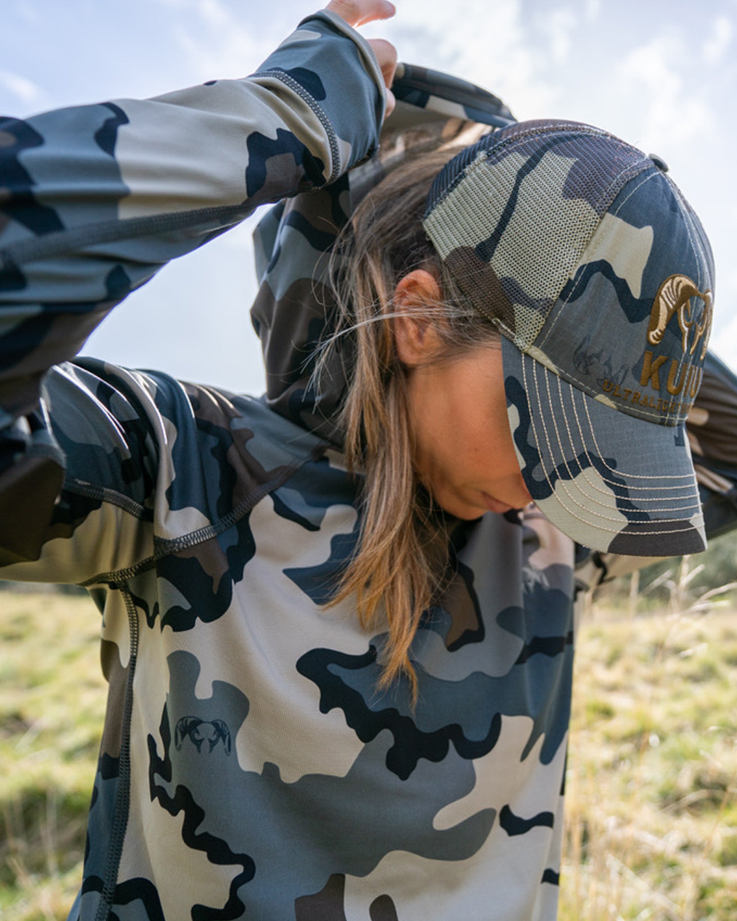 Women's Gila LS Hoodie | Valo - Image 7